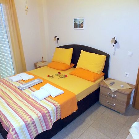 Nikos Apartments Ситонья Экстерьер фото