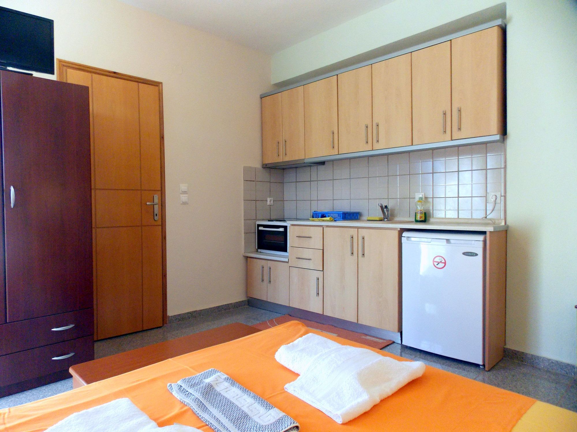 Nikos Apartments Ситонья Экстерьер фото
